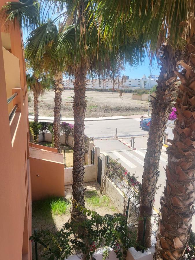 Apartamento Coqueto Con Terraza Y Cerca De La Piscina Comunitaria Y De La Playa! Apartment Playas de Vera Exterior photo